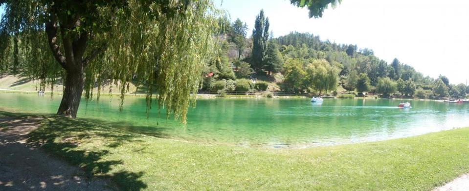 Spacieux T3 Avec Piscine Digne-les-Bains Exterior foto